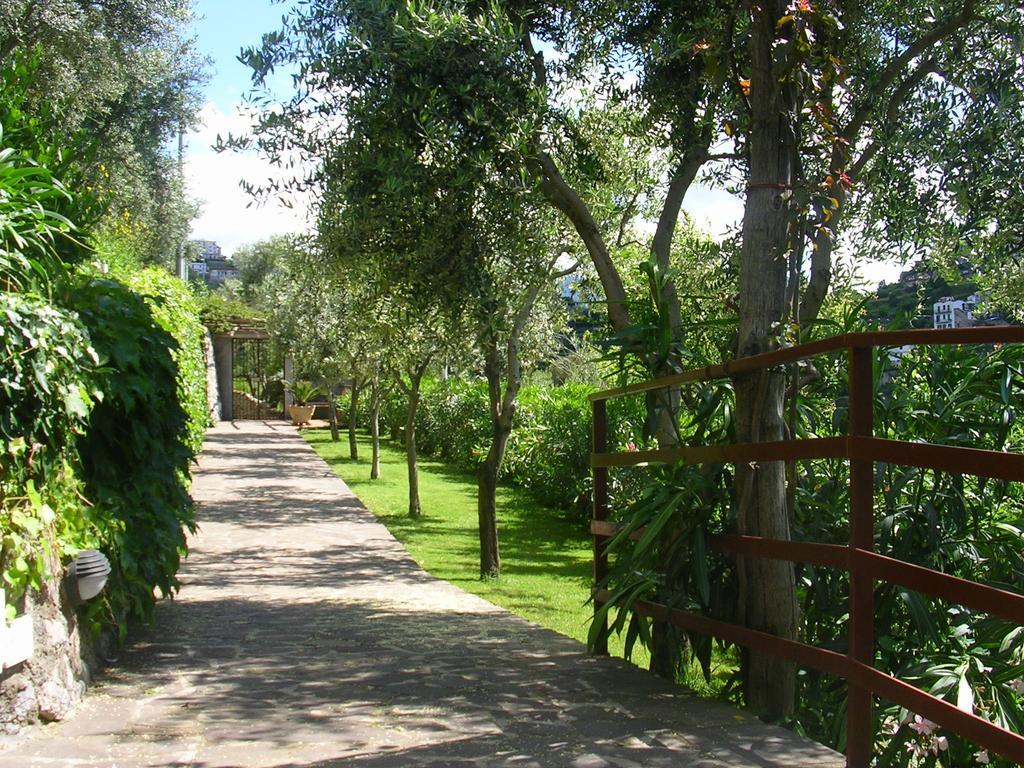Villa Sant'Alfonso Scala Exterior photo