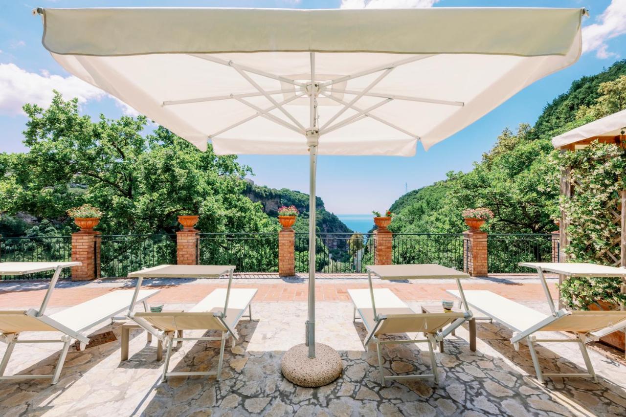 Villa Sant'Alfonso Scala Exterior photo